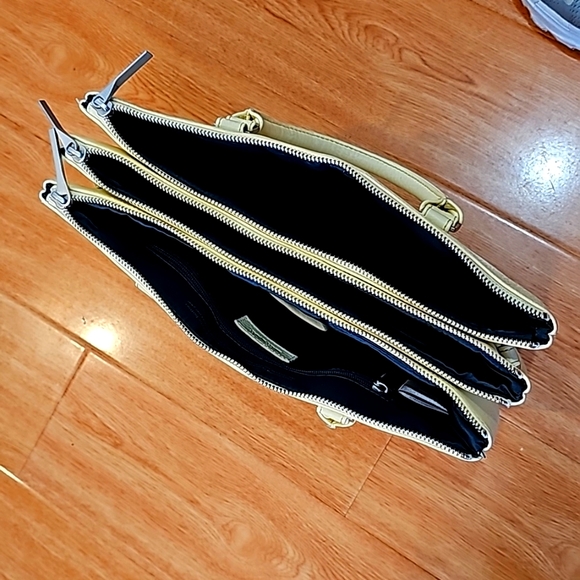 Matt and Nat Large Triplet Crossbody - Picture 7 of 8